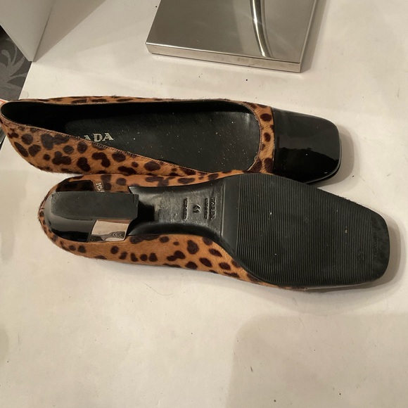 Prada calfskin animal print square toe of black patent. - Picture 3 of 3